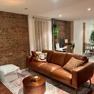 https://luxe-brooklyn-getaway.us-newyorkcity.com